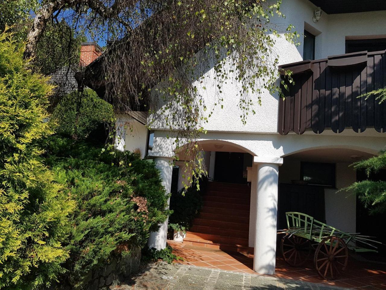 Pr'Simi Bed & Breakfast Golnik Exterior photo